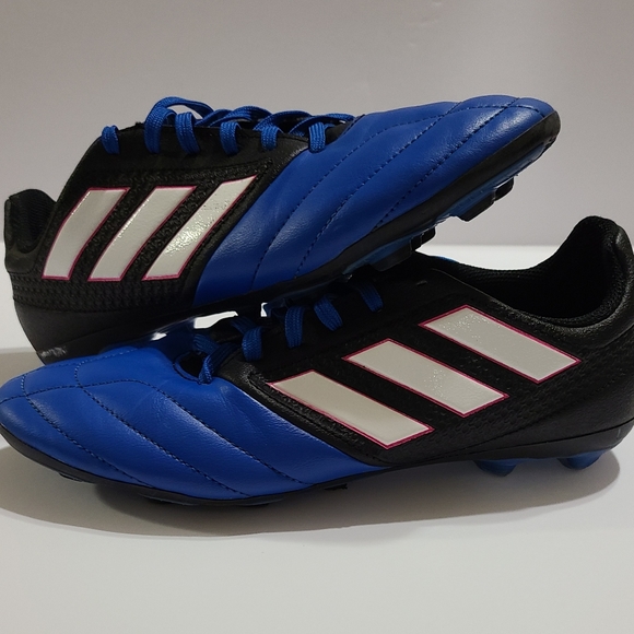 adidas youth soccer cleats